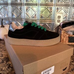 Steve Madden Brayan Suede Sneakers